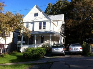 810 E Seneca St, Ithaca, NY 14850