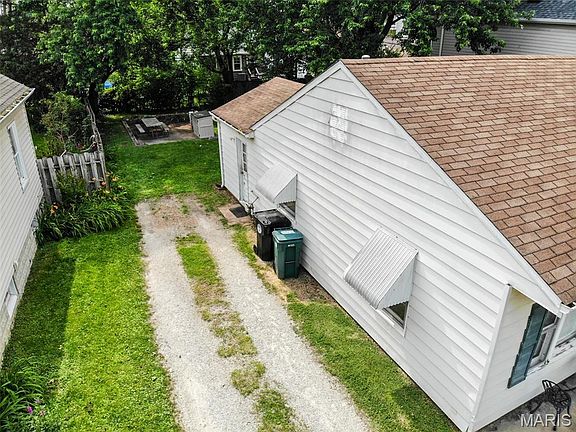 2nd image of 435 Heman Dr