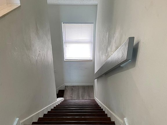 3rd image of 3106 S Semoran Blvd APT 4