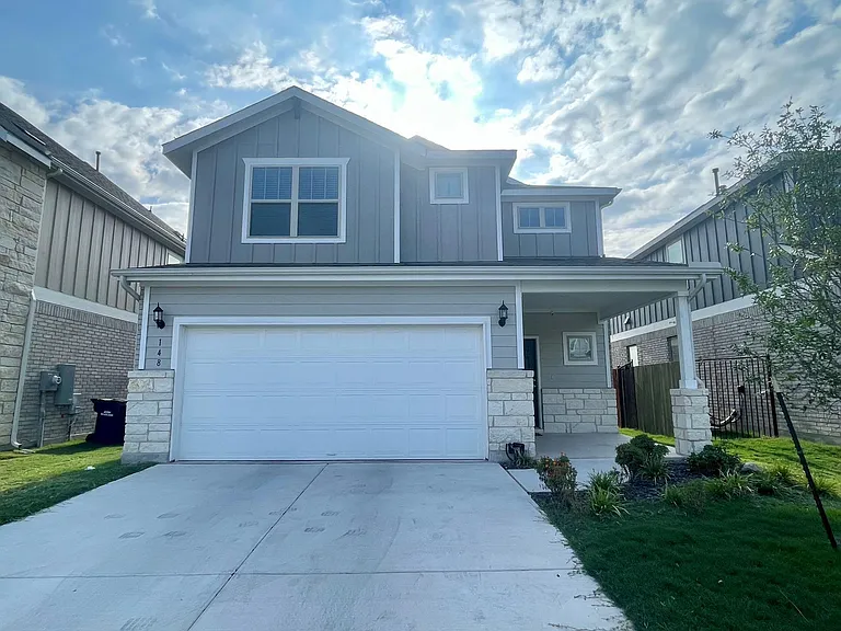 148 Bennington Dr — Photo 1