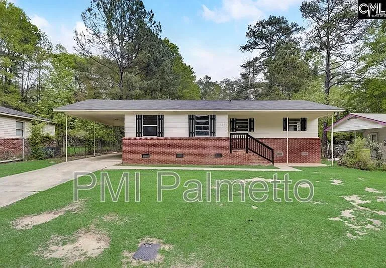 329 Saddlefield Rd — Photo 1