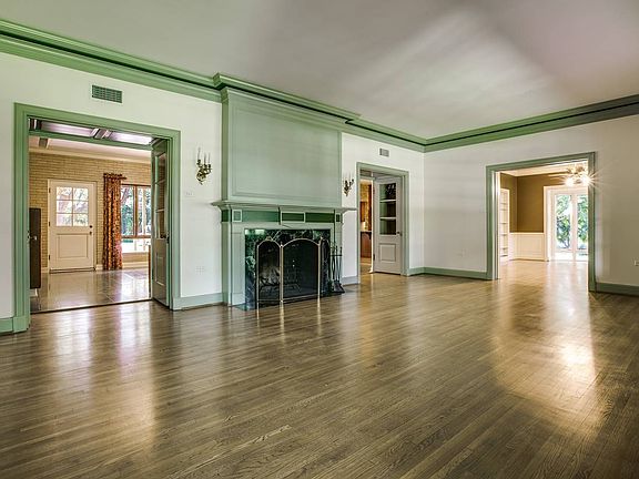 5th image of 260 Country Ln