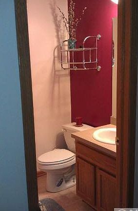 4th image of 282 E Orchard Street