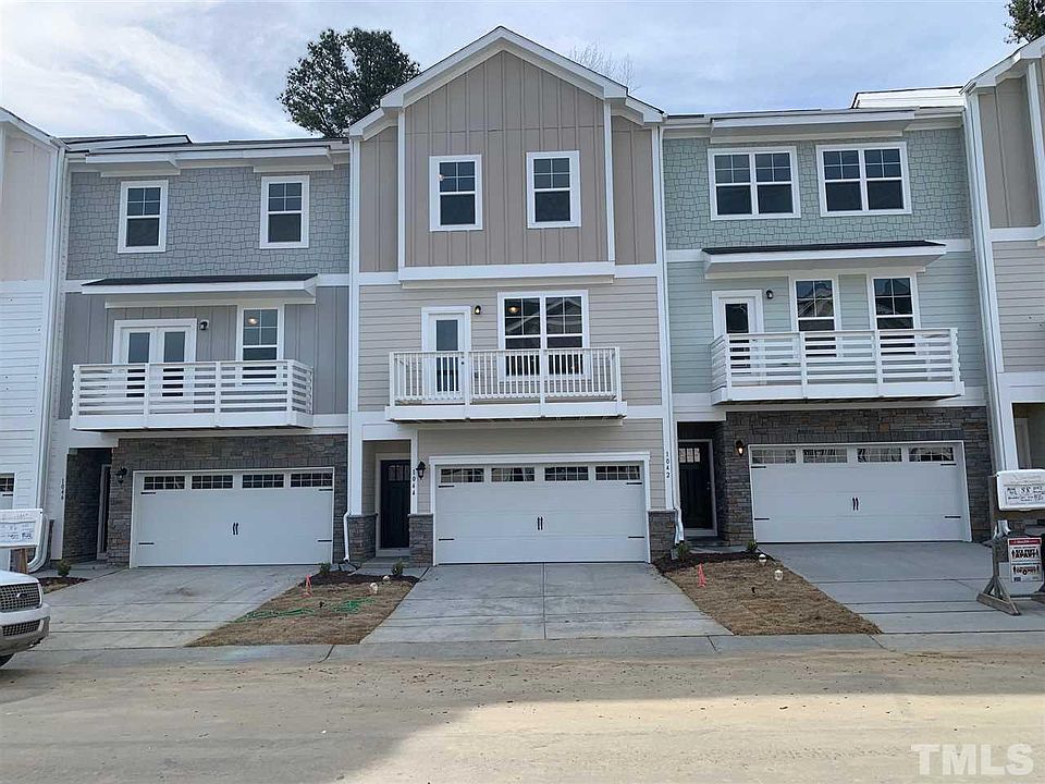 1st image of 1044 Diamond Dove Ln
