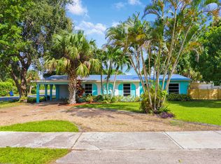1301 SE Pathfinder Ave, Stuart, FL 34994