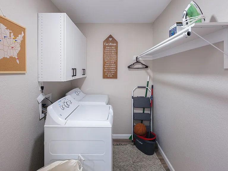 6839 E Kelton Ln — Photo 34