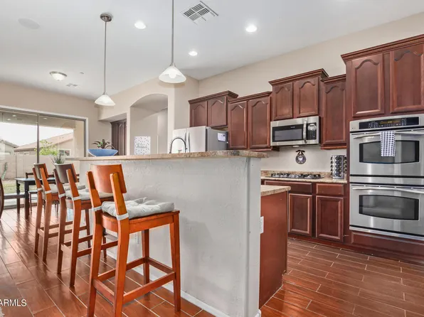 8613 W CAROLE Lane, Glendale, AZ 85305