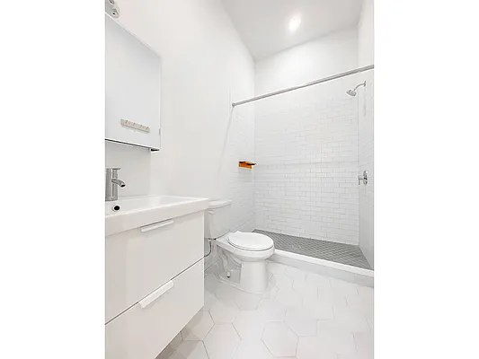 Rented by MySpaceNYC | media 21