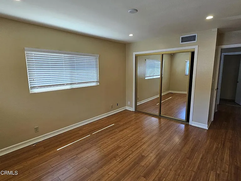 2960 Piedmont Ave — Photo 6
