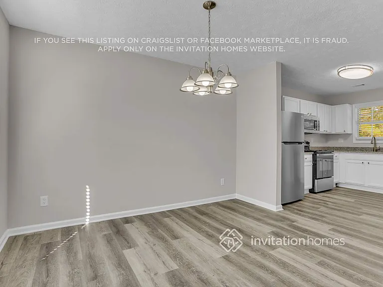 5230 Alexander St — Photo 12