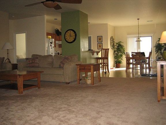 Living/Dining Room