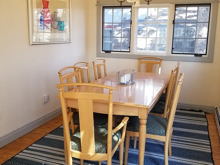2542 Pine St — Photo 22