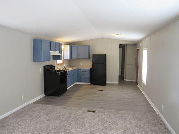 3rd image of 1243 White Oak West 314