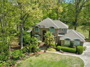 17 Hamiltons Ferry Rd, Lake Wylie, SC 29710