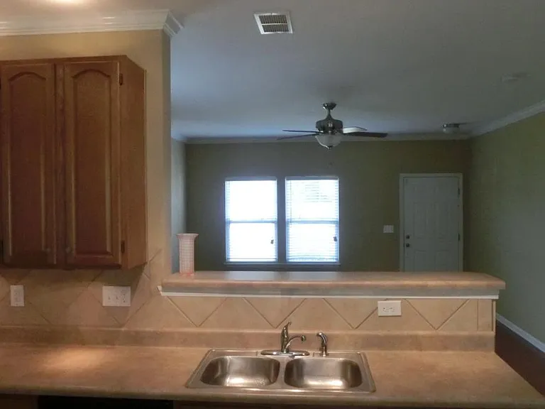 15713 Lakepoint Forest Dr — Photo 28