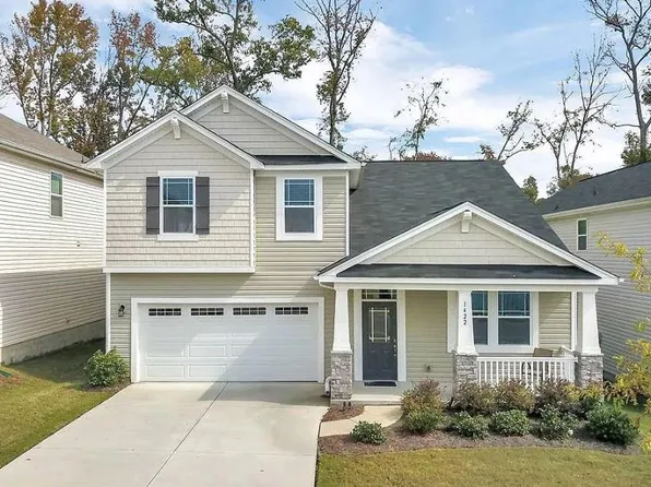 1422 Kings Grove Dr, York, SC 29745