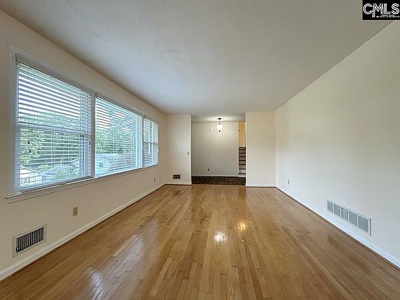 4th image of 6100 Yorkshire Dr