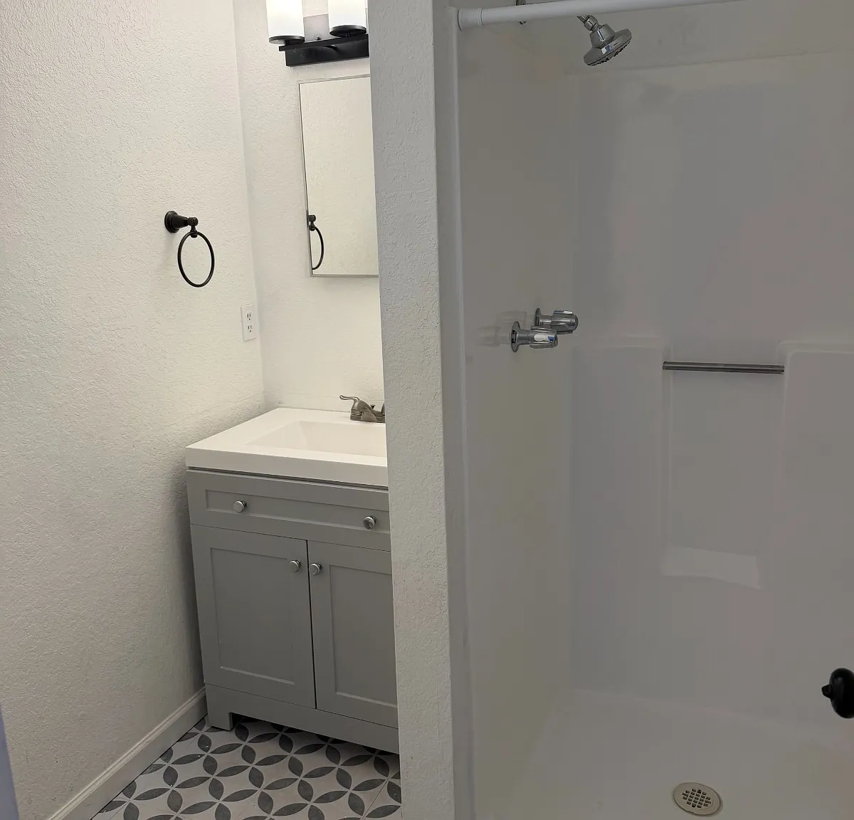 4 bed, 1705 sqft, $1,700 — Photo 4