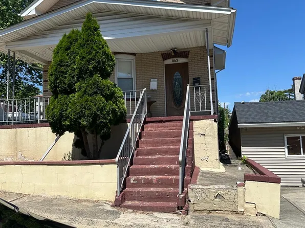 863 Pine St, Perth Amboy, NJ 08861