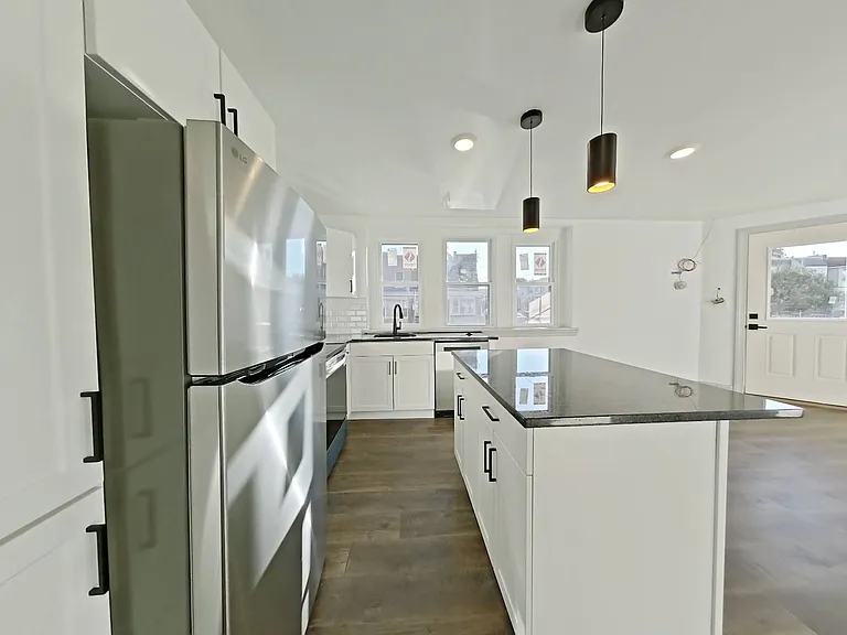 4223 Manayunk Avenue — Photo 6