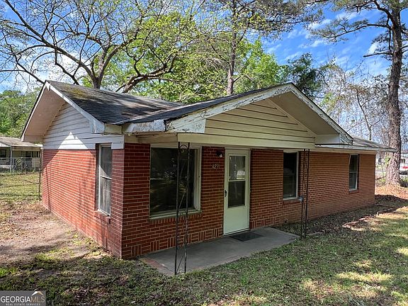 3rd image of 4250 Cusseta Rd