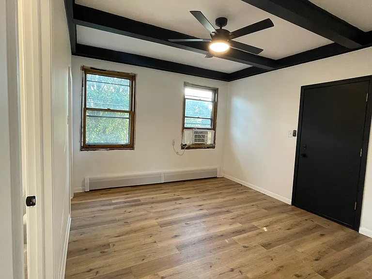6810 31st St #2S — Photo 3