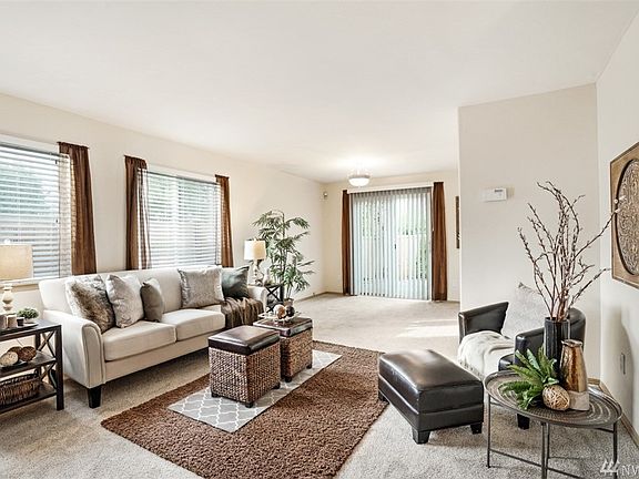 4th image of 101 99th Street Ct E