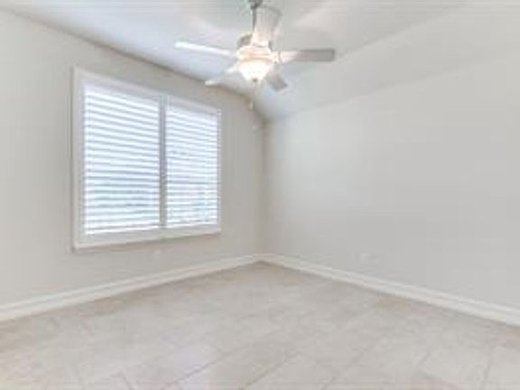 4th image of 2336 Boatman Dr