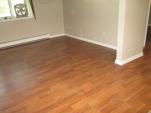 5th image of 7382 Central St
