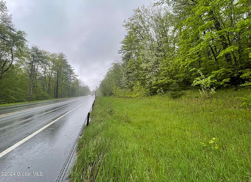 4th image of 241 State Route 149