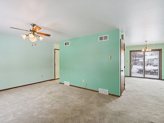 4th image of 1501 Kent Ct