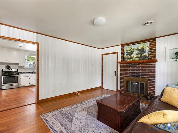 5th image of 2131 Hicks Rd