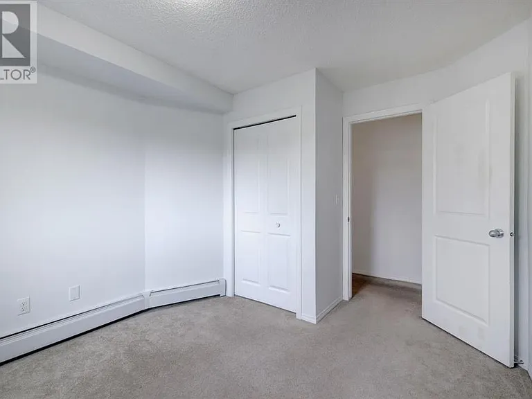 403 Mackenzie Way SW #7210 — Photo 17
