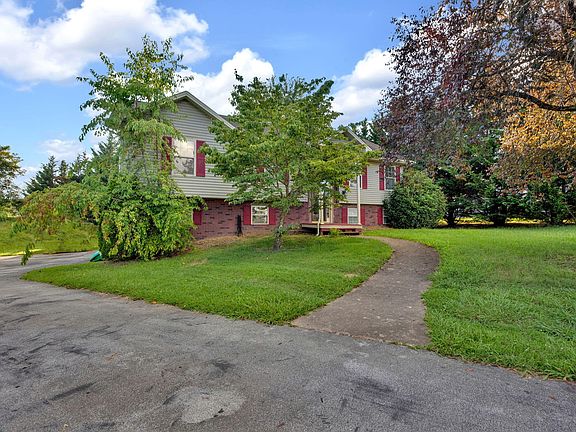 3rd image of 17 Teague Ct