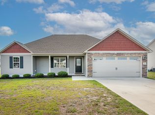 201 Tappi Ter, Hubert, NC 28539