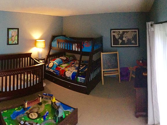4th image of 1454 Park Shore Cir APT 02
