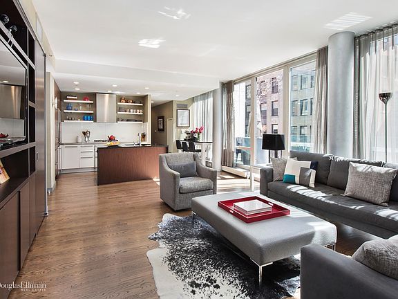 2nd image of 133 W 22nd St APT 10C
