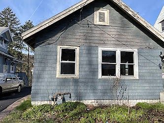 1st image of 50 Burr Ave