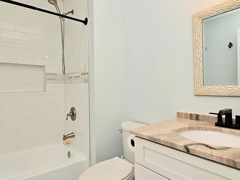 6431 Forest Rd — Photo 30