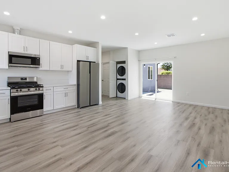 7406 Lemp Ave — Photo 1
