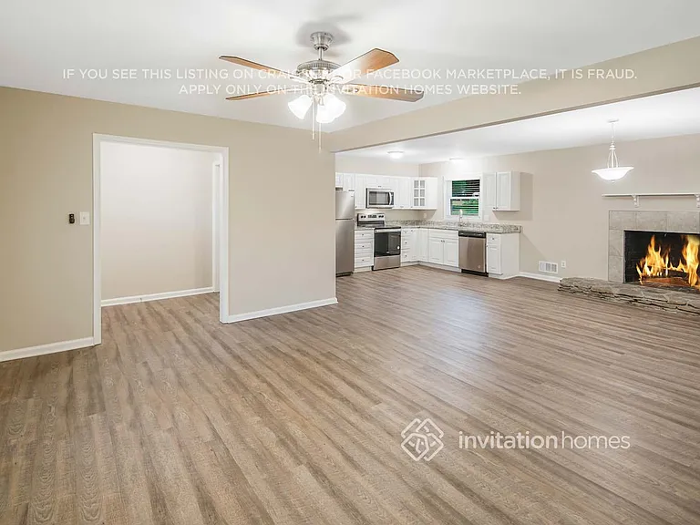 3916 Amsbury Rd — Photo 2