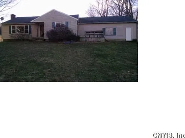 2921 County Route 45, Fulton, NY 13069