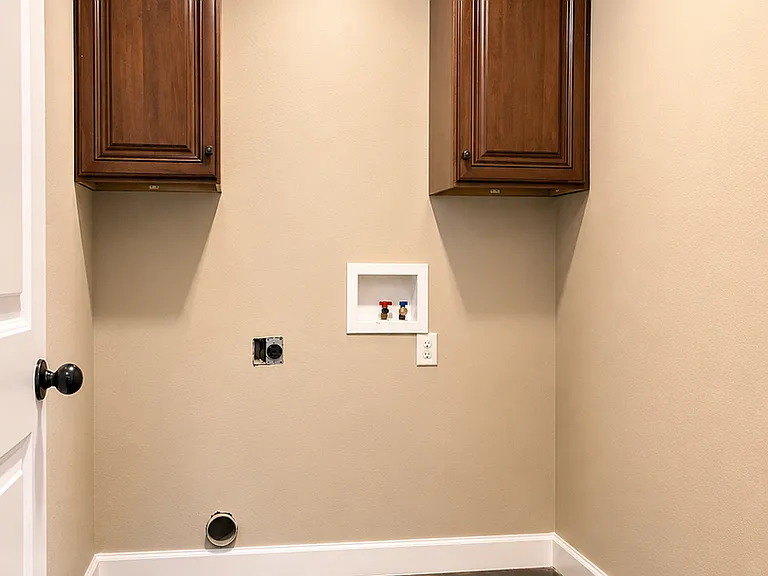 103 Cody Ln — Photo 4