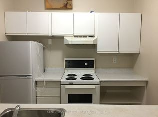 428 George St N #2, Peterborough, ON K9H 3R5
