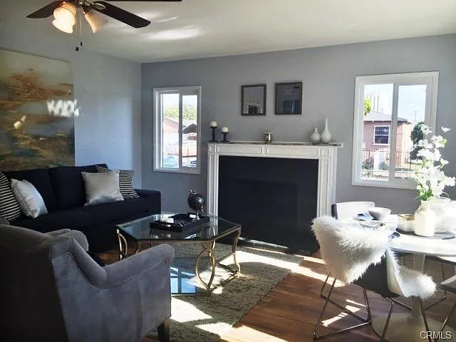 700 N Acacia Ave — Photo 4