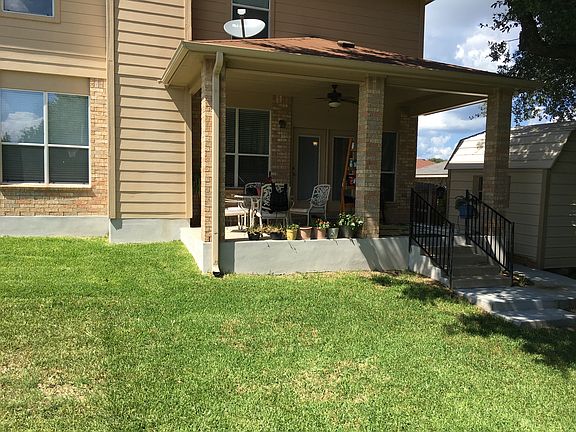 4th image of 726 Cattail Cir