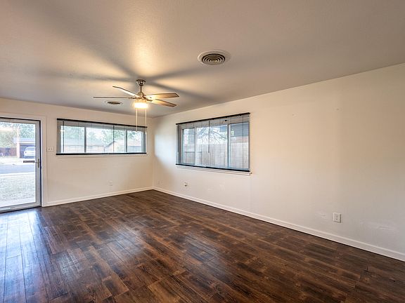 3rd image of 2107 57th St