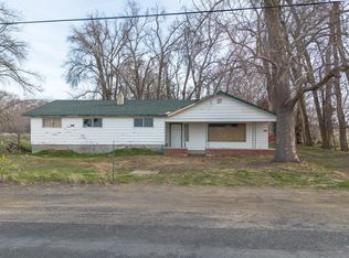 29005 S Carlson Rd, Kennewick, WA 99337