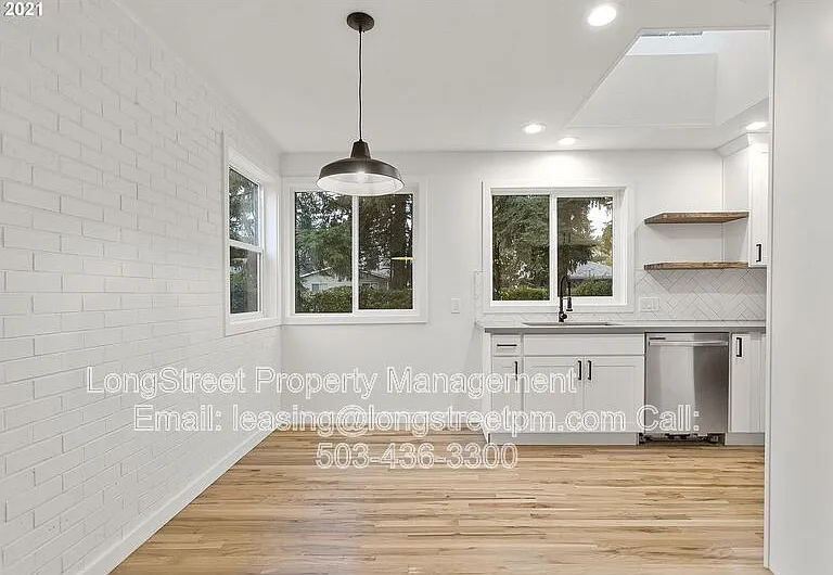 6014 SE Insley St — Photo 4