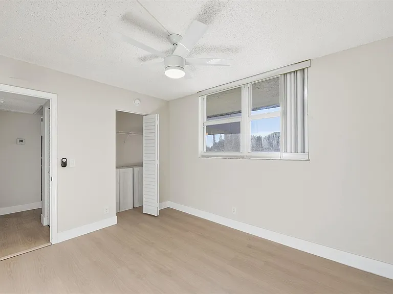 9430 Poinciana Pl #409 — Photo 3